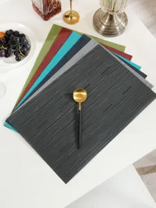 Woven PVC placemat heat resistant table mat luxury dining table decoration detail shot