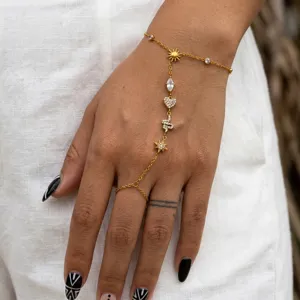 Bracelet bague élégant en acier inoxydable doré avec breloques étoile et cœur en zircon.