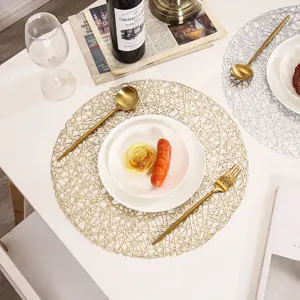 Stile Giapponese Tondo Traforato PVC Tovaglietta Minimalista Bronzatura Geometrica Tappetino da Tavola Impermeabile Antiscivolo Termico