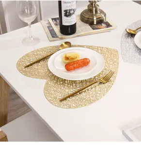 Nordic hollow PVC heart shaped golden placemat waterproof heat resistant table mat dining decor