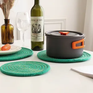 Modern Minimalistisch Katoen Linnen Ronde Tafelset Warmte-isolatie Anti-brandwond Tafelmat Met Metallic Garen