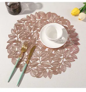Tovaglietta rotonda foglia traforata oro rosa metallico tappetino termico decorazione tavola