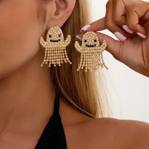Süße Halloween-Geist-Ohrringe mit Perlenquasten und Strass-Details für Damen