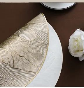 Goud gestempeld PVC placemat luxe veren tafelmat waterdicht hittebestendig decoratie