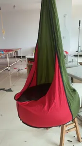 Sedia sospesa amaca per bambini in tessuto paracadute portatile con cuscino gonfiabile