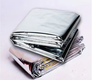 Coperta di sopravvivenza in alluminio argentato 140x210cm per soccorso e camping.