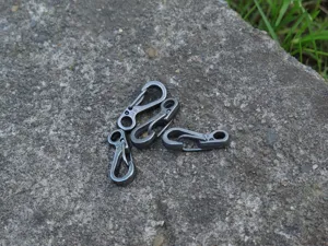 Mini Metall Karabiner Haken Set, langlebige EDC Schlüsselanhänger Ausrüstung für den Alltag.