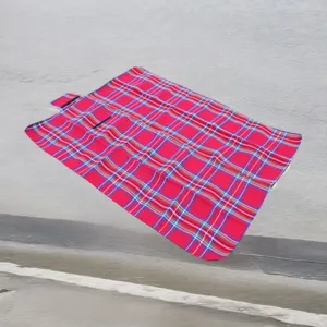 Coperta da Picnic Impermeabile da Esterno Tappetino da Campeggio Ispessito Resistente all'Umidità Tappetino da Spiaggia Pieghevole a Quadri