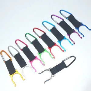 Bunte Outdoor-Flaschenhalter-Clips mit Nylonbändern und Karabichern zum Wandern und Reisen.