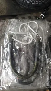 Elastisches Seil mit Metallkarabiner, 8mm dicke Gummischnur für Camping und Gepäckbindung.