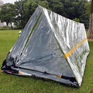 Tente de survie d'urgence argentée abri thermique extérieur couverture de camping étanche.