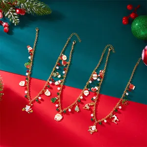 Exquisite Weihnachts-Charm-Halsketten mit Weihnachtsmann, Rentier, Perlen und Kristallen.