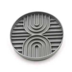 Alfombrilla de silicona para lamer perros, práctico accesorio de alimentación para mascotas.