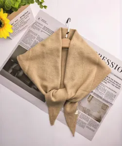 Gezellige wolblend gebreide driehoekige sjaal voor dames, effen kleur veelzijdige winterhalswarmer.