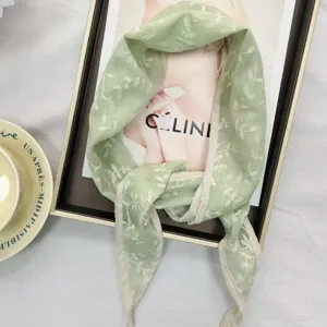 Groene geborduurde katoen linnen vierkante sjaal retro vintage hoofdband halsdoek vrouw hoofdweergave