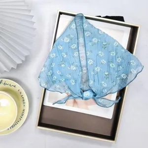 Dames Zoete Bloemen Driehoek Sjaal Vintage Lichtgewicht Gekreukt Chiffon Hoofddoek Madeliefje Print Hals Sjaal Voor Reizen Dagelijkse Outfit