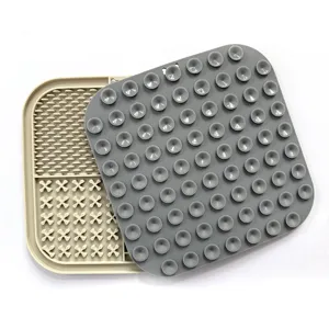 Tapis de léchage pour animaux en silicone bol anti glouton avec ventouses pour chien chat