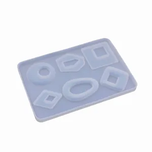 Transparante siliconen harsmal voor DIY-ambachten met diverse geometrische vormen.