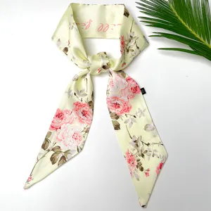 Bloemen twilly sjaal voor vrouwen, elegant smal lint voor handtas handvat en haarstyling.