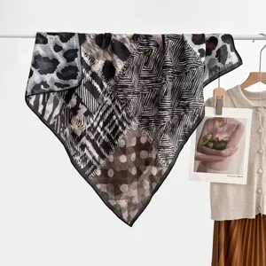 Modieuze bedrukte fleece sjaal 85x85cm veelzijdige warme zachte herfst winter halsdoek