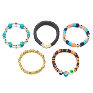 Set di 5 braccialetti elastici per Halloween con ciondoli a teschio zucca e scritta BOO
