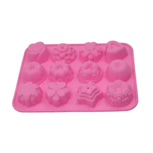 12-foermige rosa Silikon Blumen Backform fuer Kuchen Gelee und Pudding Details DIY