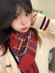 Écharpe à carreaux style cachemire hiver chaud uniforme JK coréen fille mignonne châle