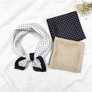 Dames Vintage Polka Dot Bloemen Vierkante Sjaal Lichtgewicht Polyester Zachte Hals Sjaal Mode Dagelijkse Accessoires