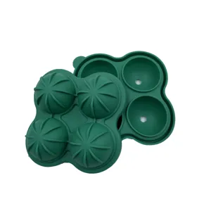 Silikon 4-Loch Kugel Eiswuerfelbereiter Detailansicht fuer Whisky und Cocktails.