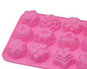 Rosa 12 Mulden Blumen Silikon Backform Detail für DIY Kuchen Pudding Gelee Dessert.