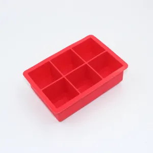 Silikon 6-Gitter quadratische Eiswürfelschale Detailansicht, flexible rote Form für Eis.
