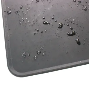 Silikon Haustiertmatte Detail, wasserdichte Oberflächenstruktur, rutschfestes Design, grau.