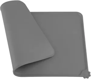 Graue Silikon Haustier Futtermatte, wasserdichte Hunde und Katzen Matte, rutschfeste Matte.