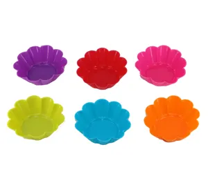 Colorful silicone muffin baking cups and flower cake molds for kitchen baking and desserts.