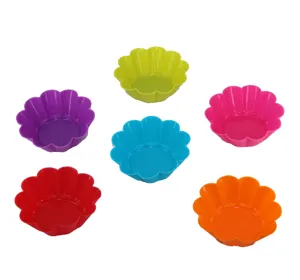 Colorful silicone muffin cups, flower shaped cake molds for baking, set of 6 mini baking cups