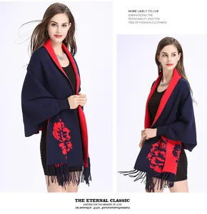 Eleganter marineblauer und roter Jacquard-Schal mit Pfingstrosen-Stickerei und Fransen