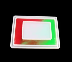 Set de moldes de silicona para bandejas de resina, vista detallada para manualidades.
