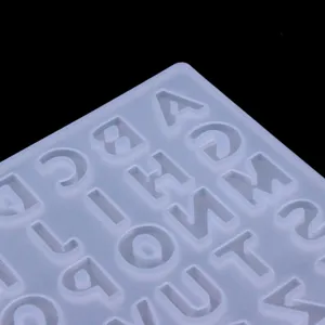 Heldere siliconen letter- en cijfermal voor DIY kristal epoxyhars gieten en maken.
