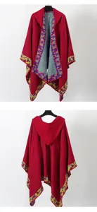 Vistas frontal y trasera de un poncho boho rojo con capucha y bordes bordados con flores