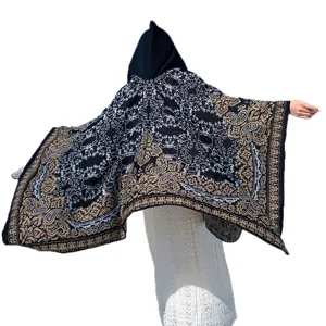 Elegante poncho con capucha de cachemira vintage cálido para viajes y exteriores