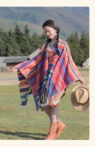 Böhmisches ethnisches Strick-Poncho-Schal mit Fransen für Mode-Outdoor-Reisen