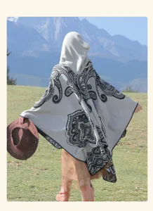 Boho-Ethno-Poncho-Schal mit Kapuze und Paisleymuster für stilvolle Outdoor-Reisen