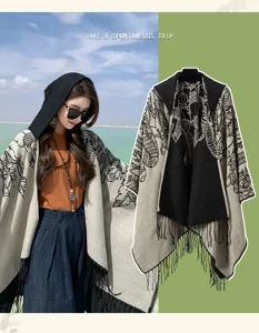 Ethnic style hooded cloak shawl with leaf print and fringe for travel outfits