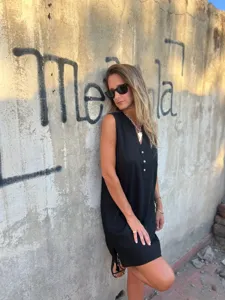 Summer casual black sleeveless linen dress for women, V-neck button-down midi dress.