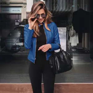 Veste en similicuir PU bleu élégante pour femme, présentation principale de vue de face.