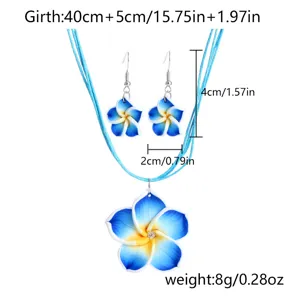 Blaues Frangipani Halsketten- und Ohrring-Set mit Maß- und Gewichtsangaben