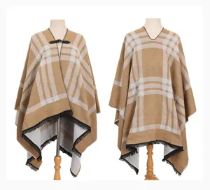 Elegante chal poncho a cuadros para mujer con borlas y cierre de hebilla de cuero