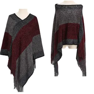Poncho en maille à blocs de couleurs avec ourlet à franges en gris et bordeaux