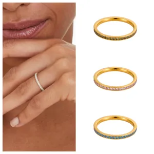 Anillo de Eternidad de Circonia Bañado en Oro 18K Piedra de Nacimiento Colorida Acero de Titanio Banda Apilable Joyería Unisex