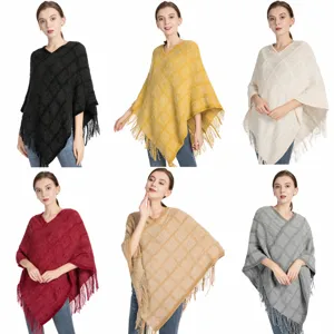 Gemütlicher Chenille-Karo-Strickponcho für Damen mit Fransen in verschiedenen Farben